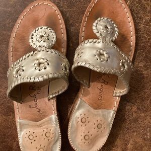 Jack Rogers Jacks Flat Navajo Sandal in Platinum